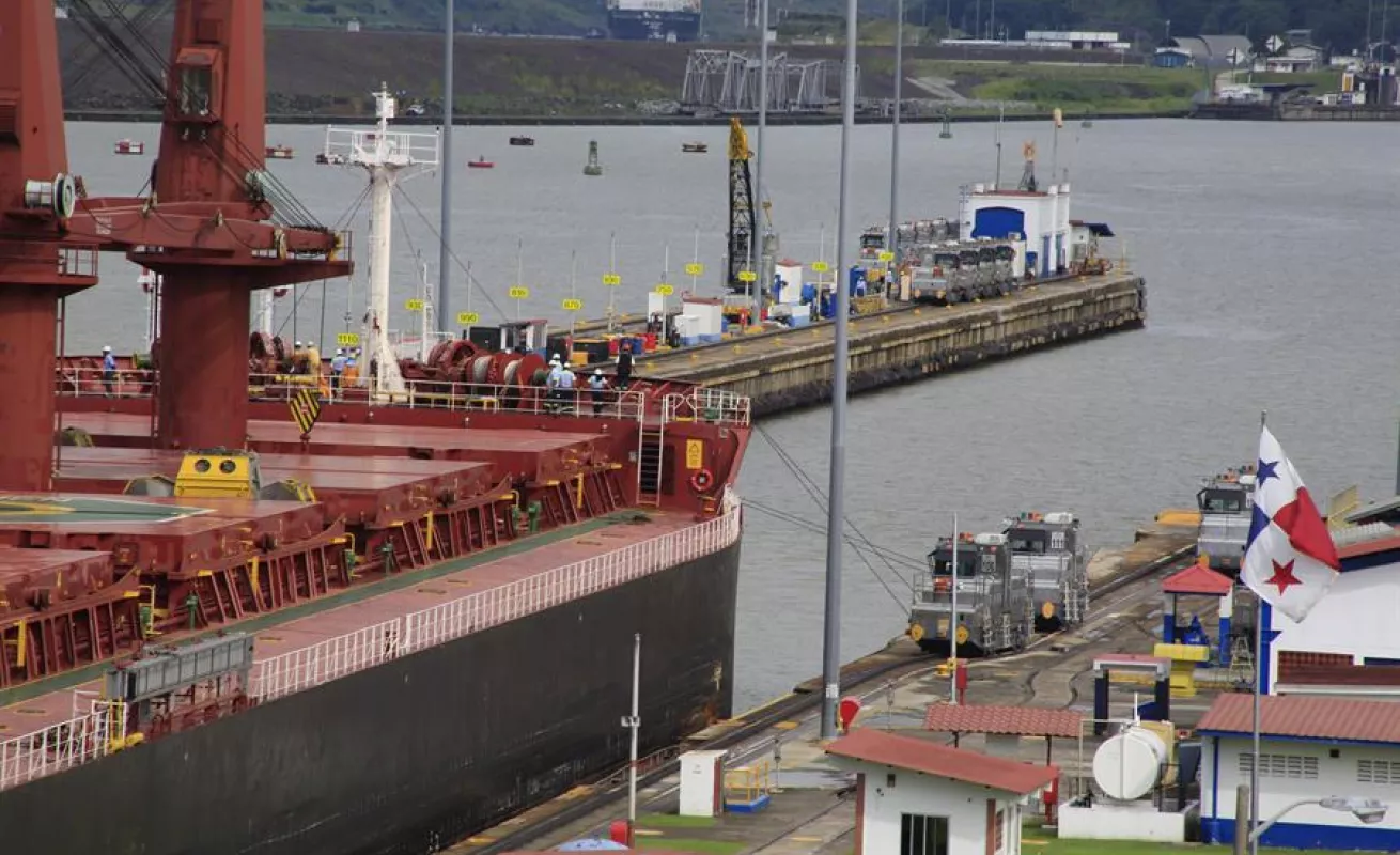 ¿Cómo se gestiona el autónomo y rentable Canal de Panamá?