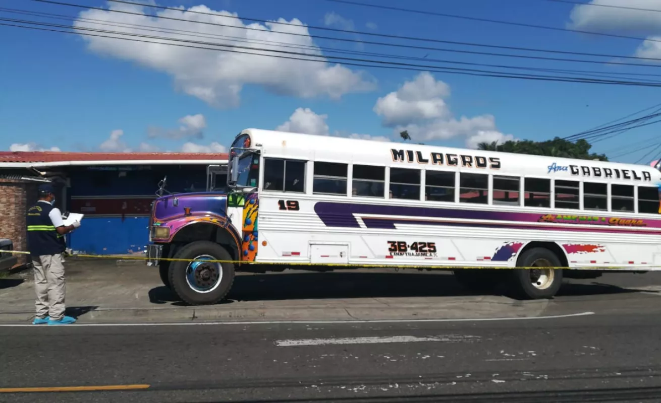 El asesino iba vestido de estudiante 