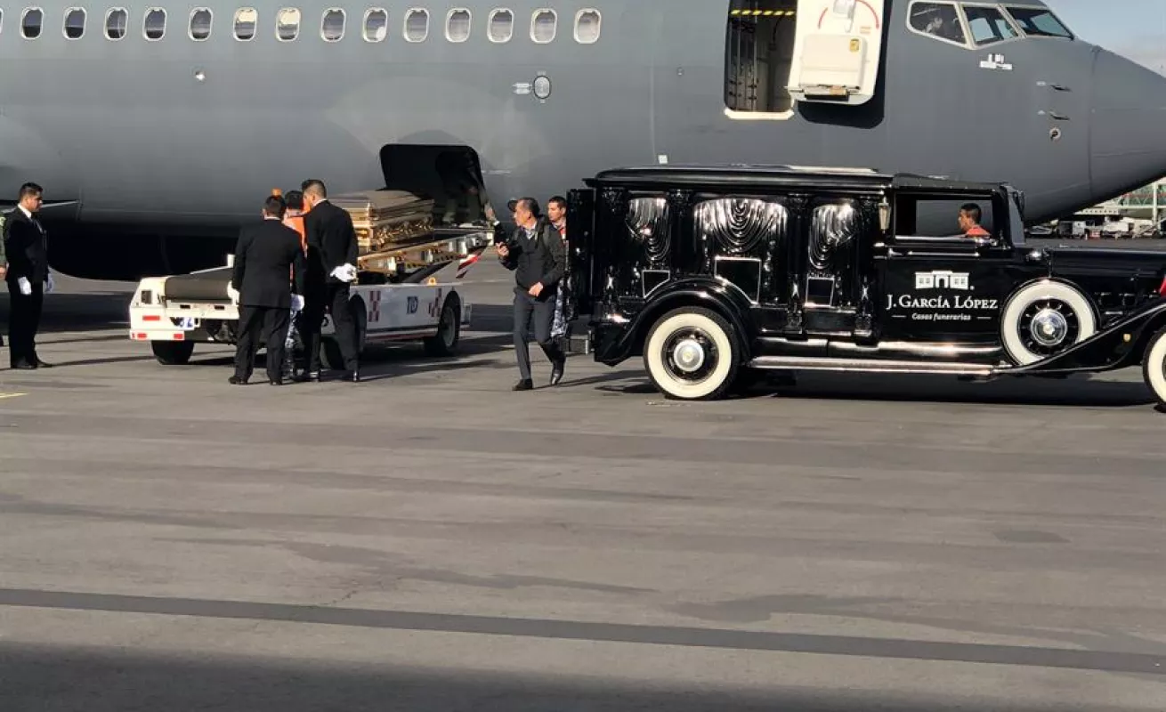 México dice finalmente adiós al legendario cantante José José