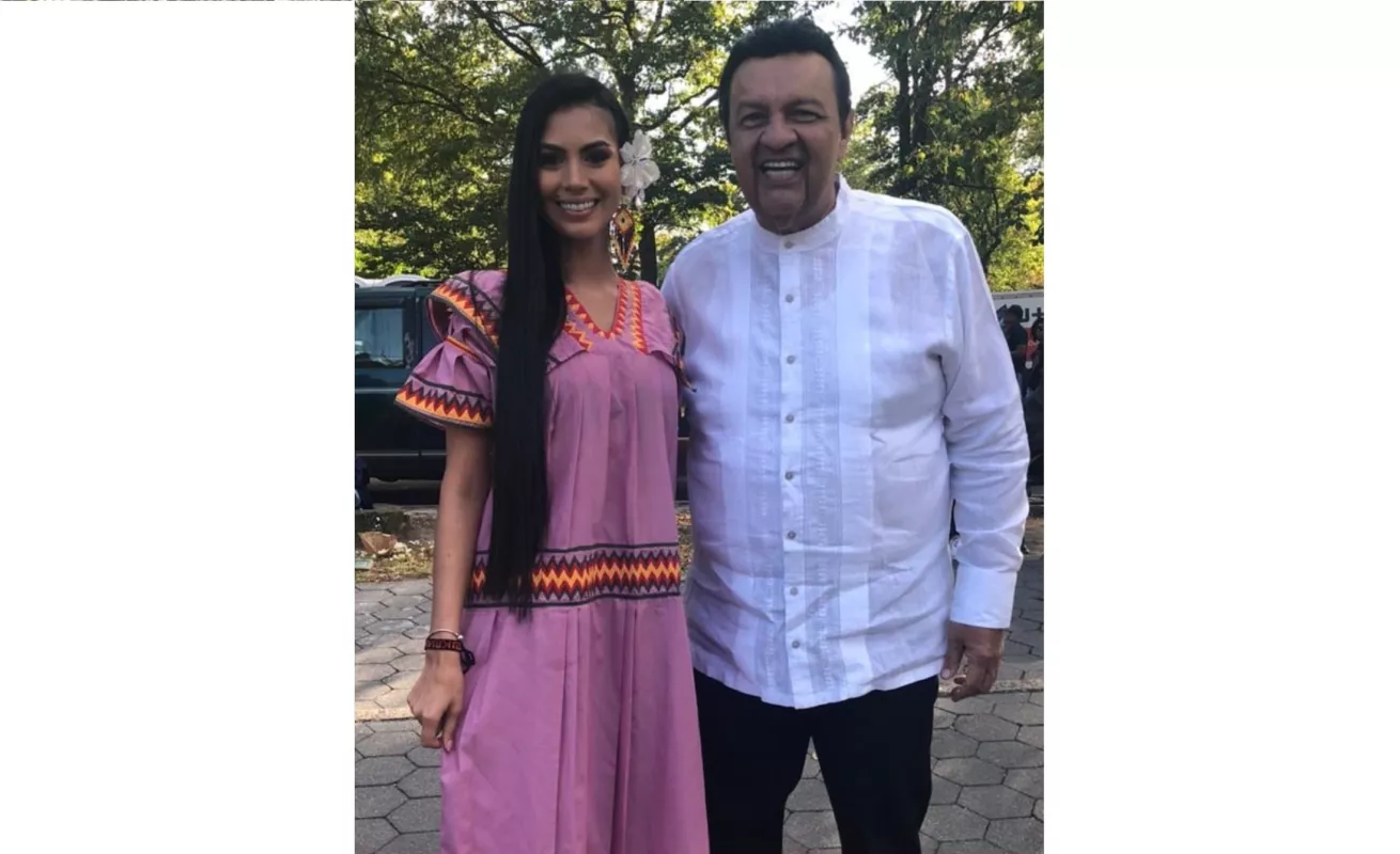 Panameños engalanan Nueva York en el desfile de la Hispanidad