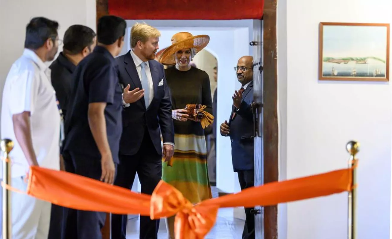 Los reyes de Holanda visitan la India