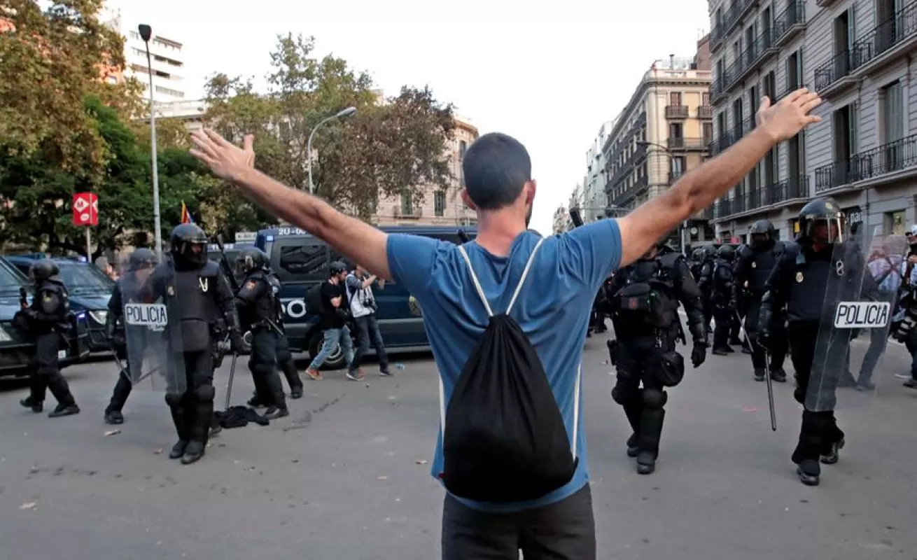 Barcelona vive otro día de intensas protestas 