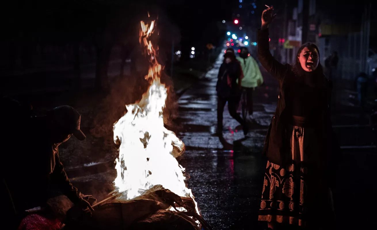 Colombia se prende; marcha, enfrentamientos y cacerolazos 