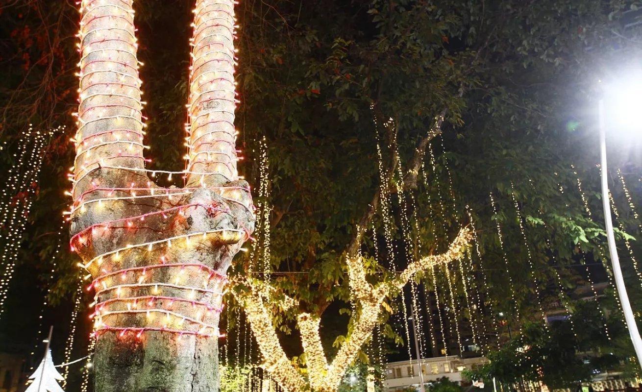 La magia de la Navidad llega a los parques de la ciudad de Panamá 