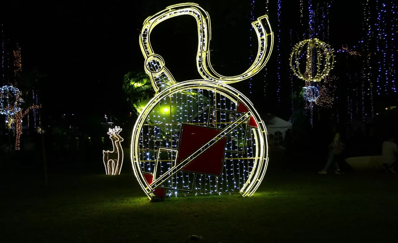 La magia de la Navidad llega a los parques de la ciudad de Panamá 