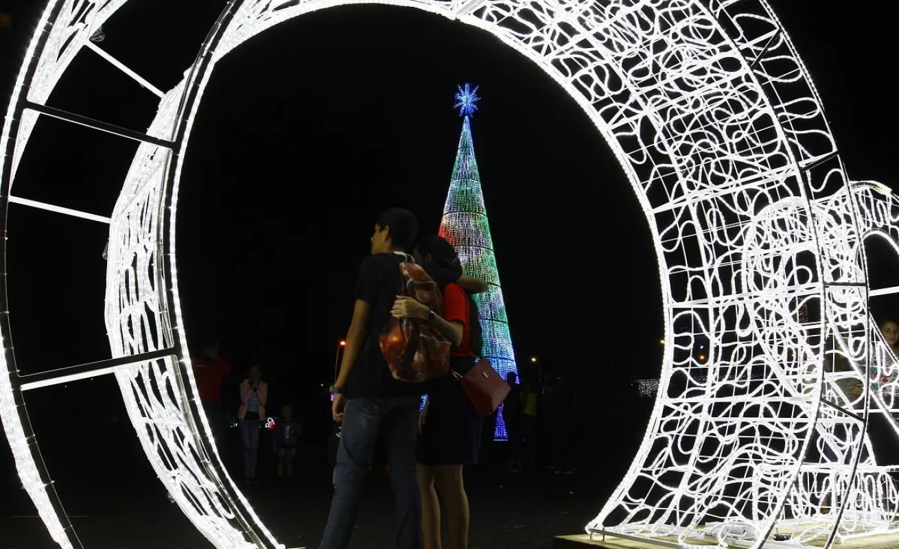 La magia de la Navidad llega a los parques de la ciudad de Panamá 