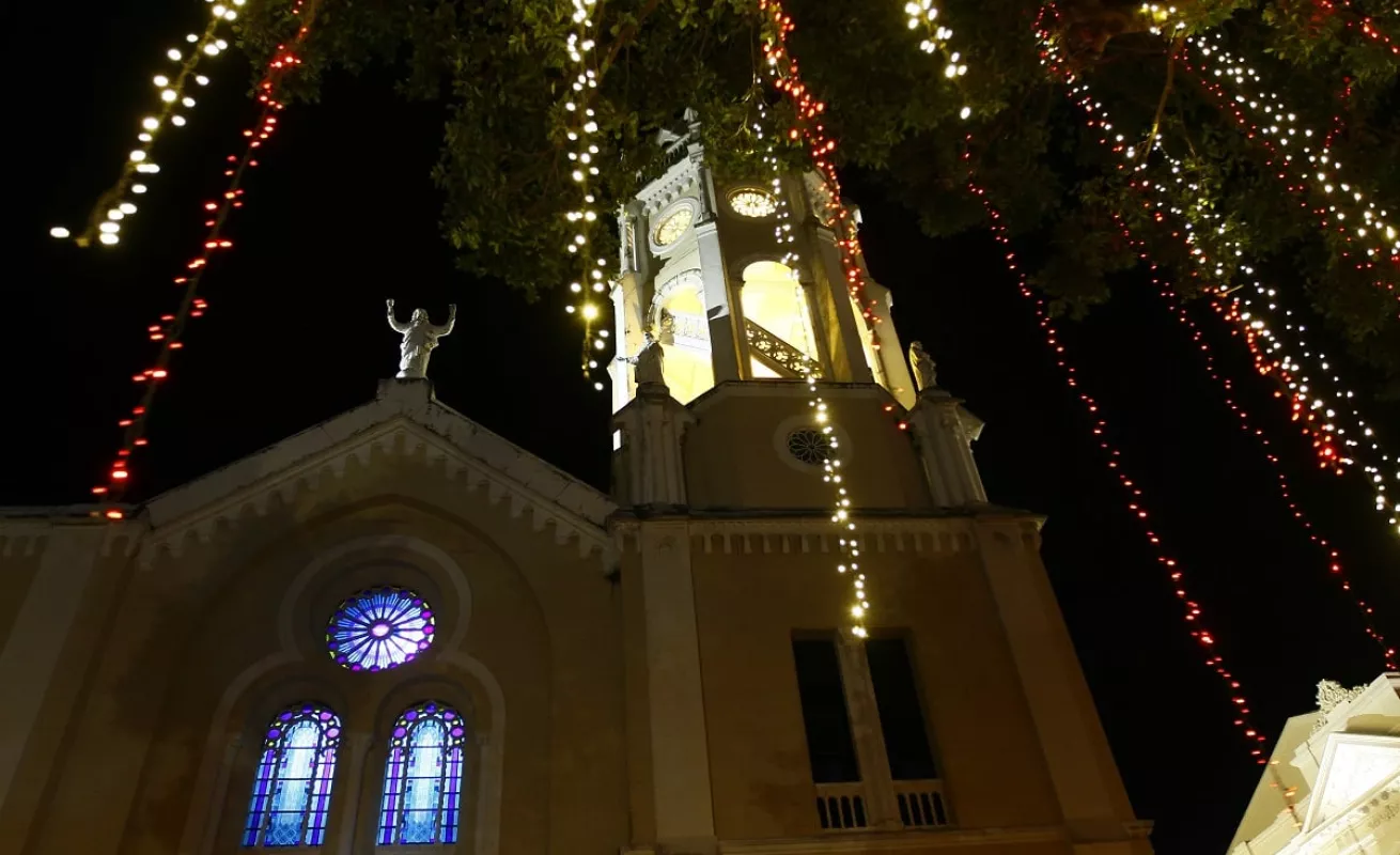 La magia de la Navidad llega a los parques de la ciudad de Panamá 