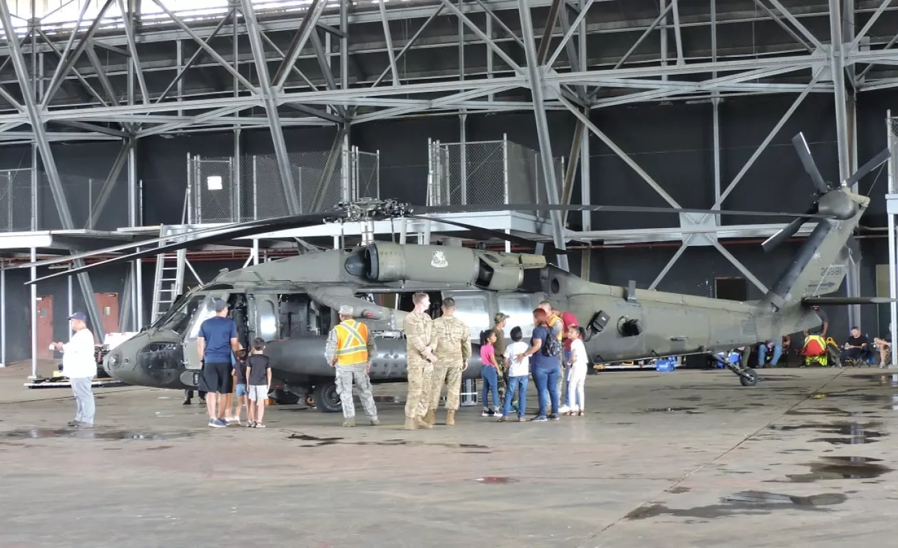 Senan y Ejército de EE.UU. realizan exhibición estática de sus helicópteros