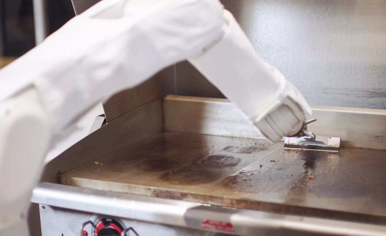 El robot cocinero es el fututo de la comida rápida