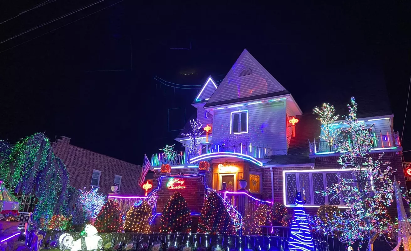 Brooklyn y sus luces de Navidad