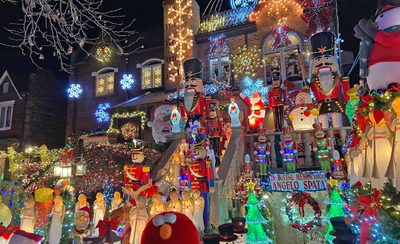 Brooklyn y sus luces de Navidad