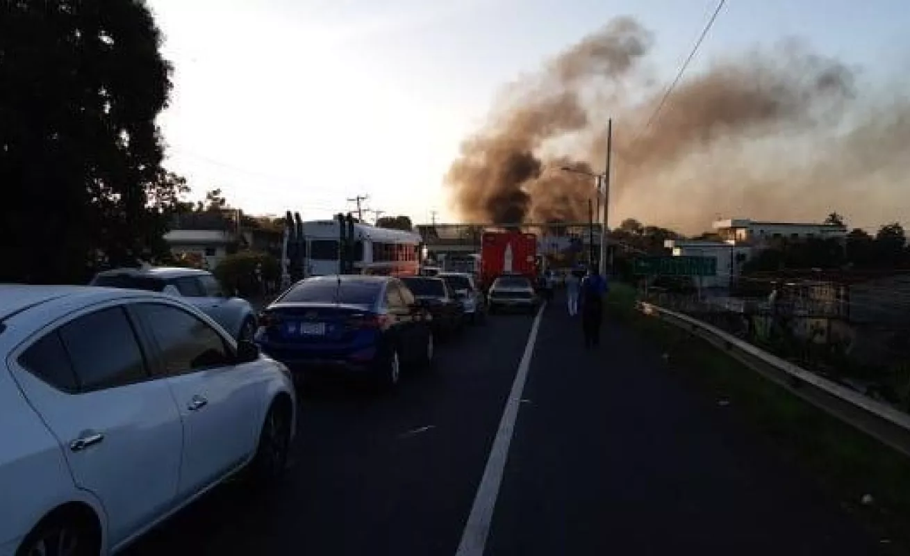 Protestas y caos en la ciudad de Colón 