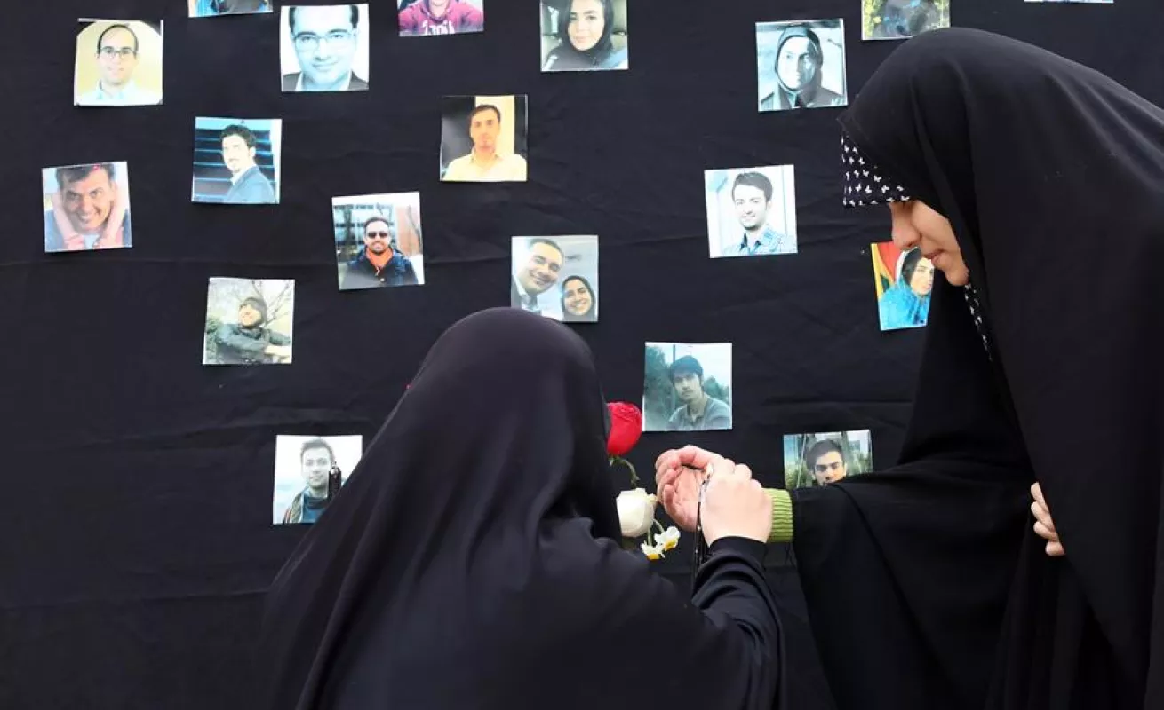 Irán muestra su descontento contra sus líderes por derribar el avión ucraniano 