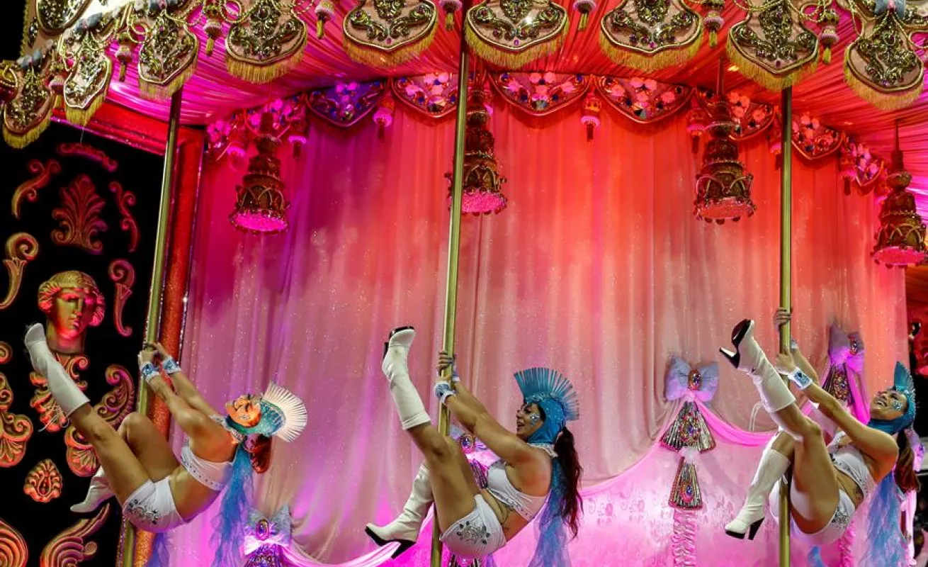 Arranca el Carnaval de Río, la mayor fiesta de Brasil