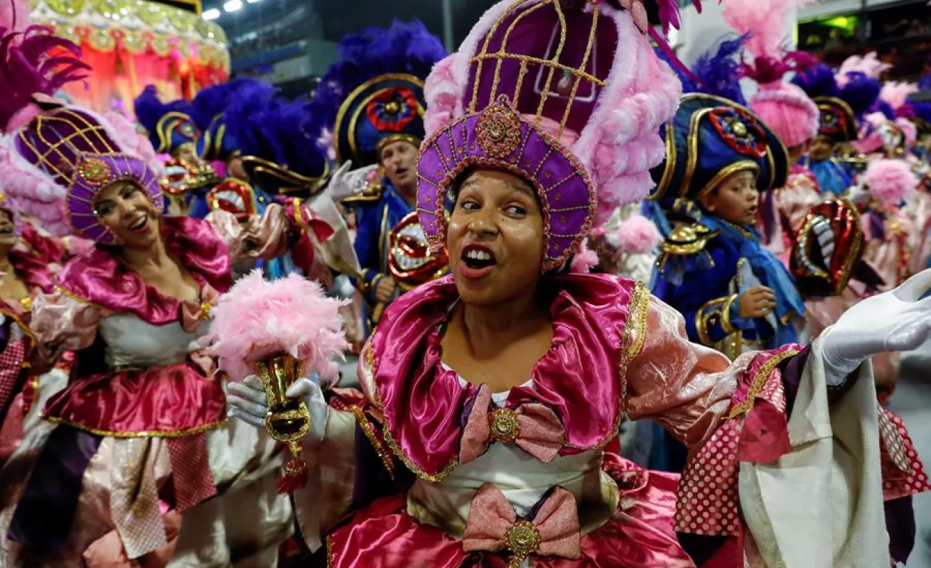 Arranca el Carnaval de Río, la mayor fiesta de Brasil