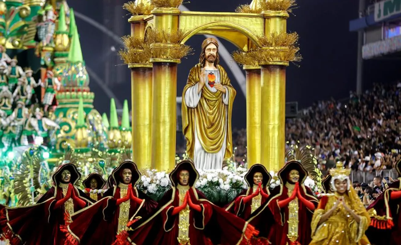 Arranca el Carnaval de Río, la mayor fiesta de Brasil