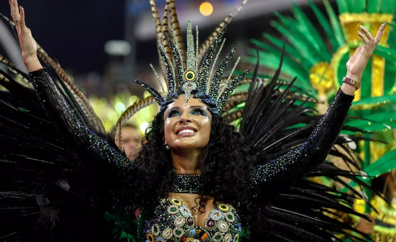 Arranca el Carnaval de Río, la mayor fiesta de Brasil