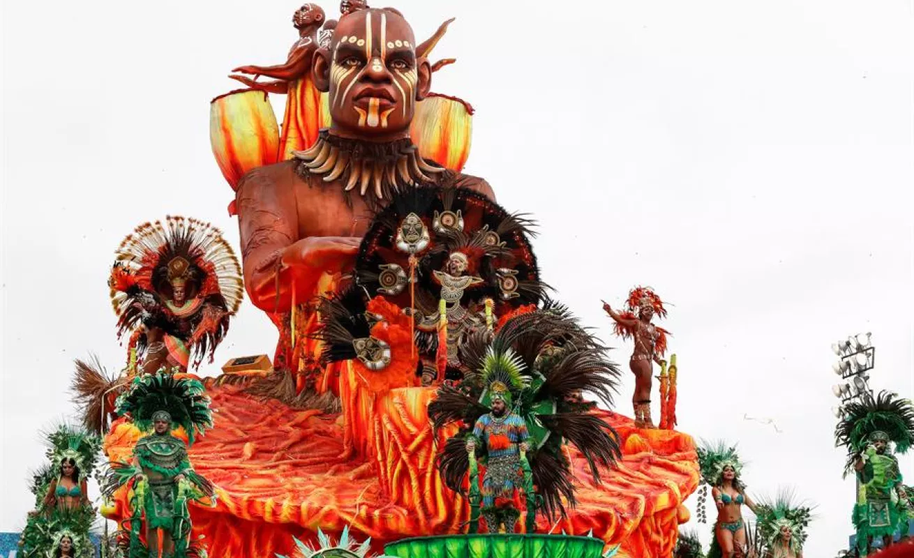 Arranca el Carnaval de Río, la mayor fiesta de Brasil