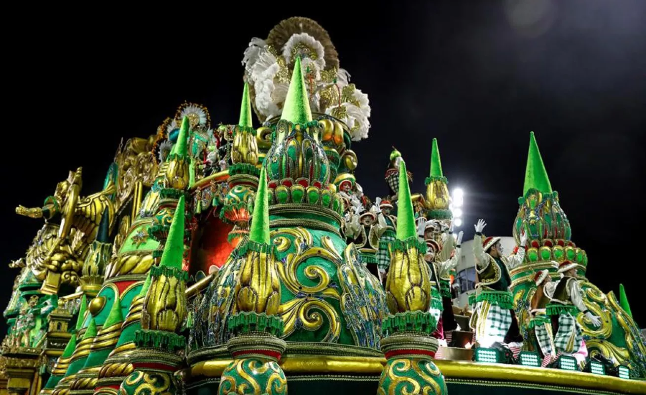 Arranca el Carnaval de Río, la mayor fiesta de Brasil