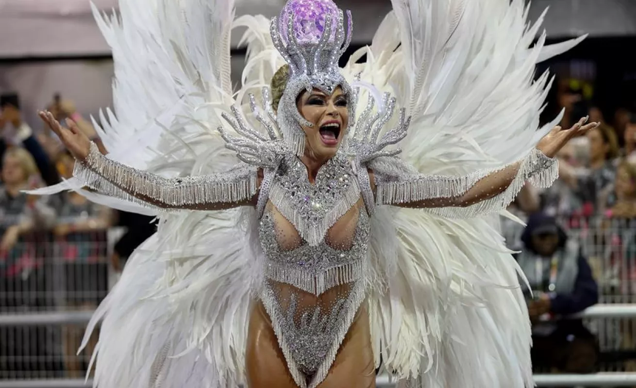 Desfile en el sambódromo de Anhembí en Sao Paulo