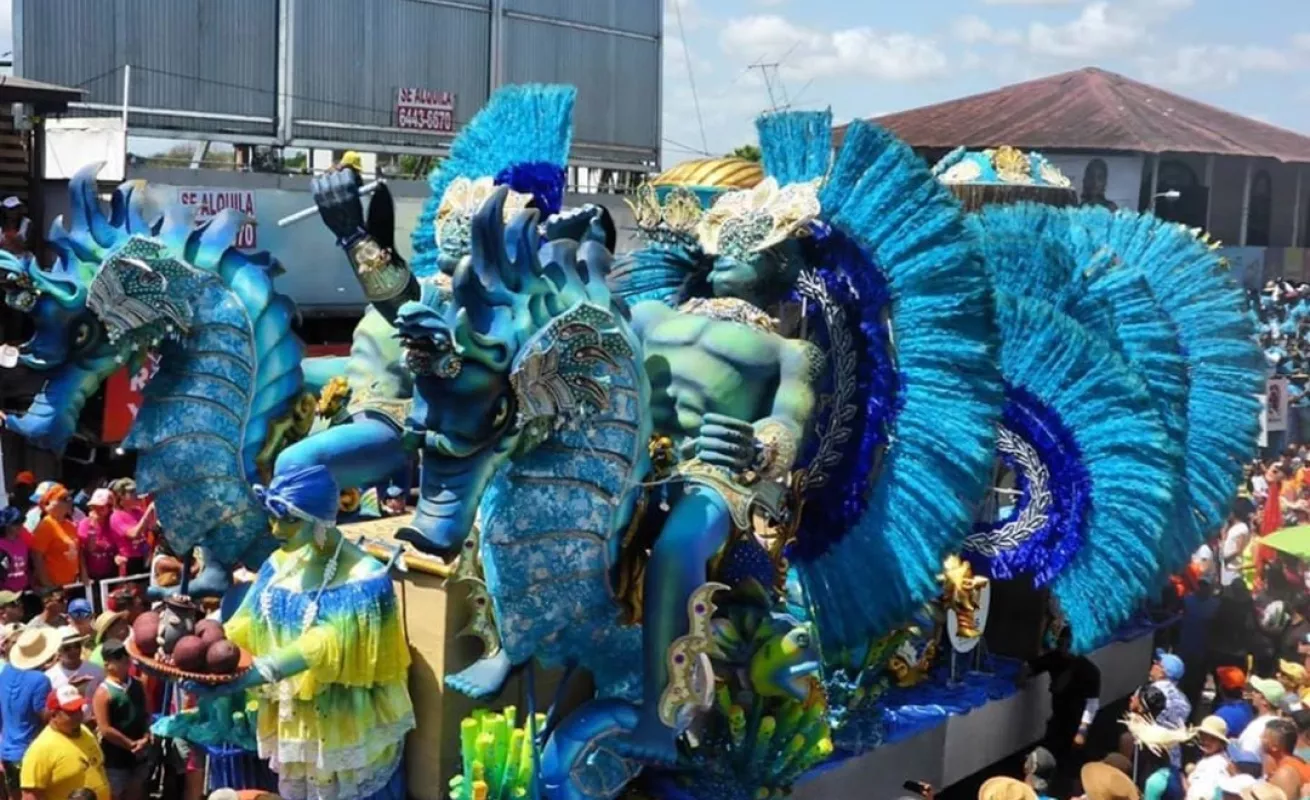 Yemayá y Lady Gaga triunfan en el Carnaval tableño