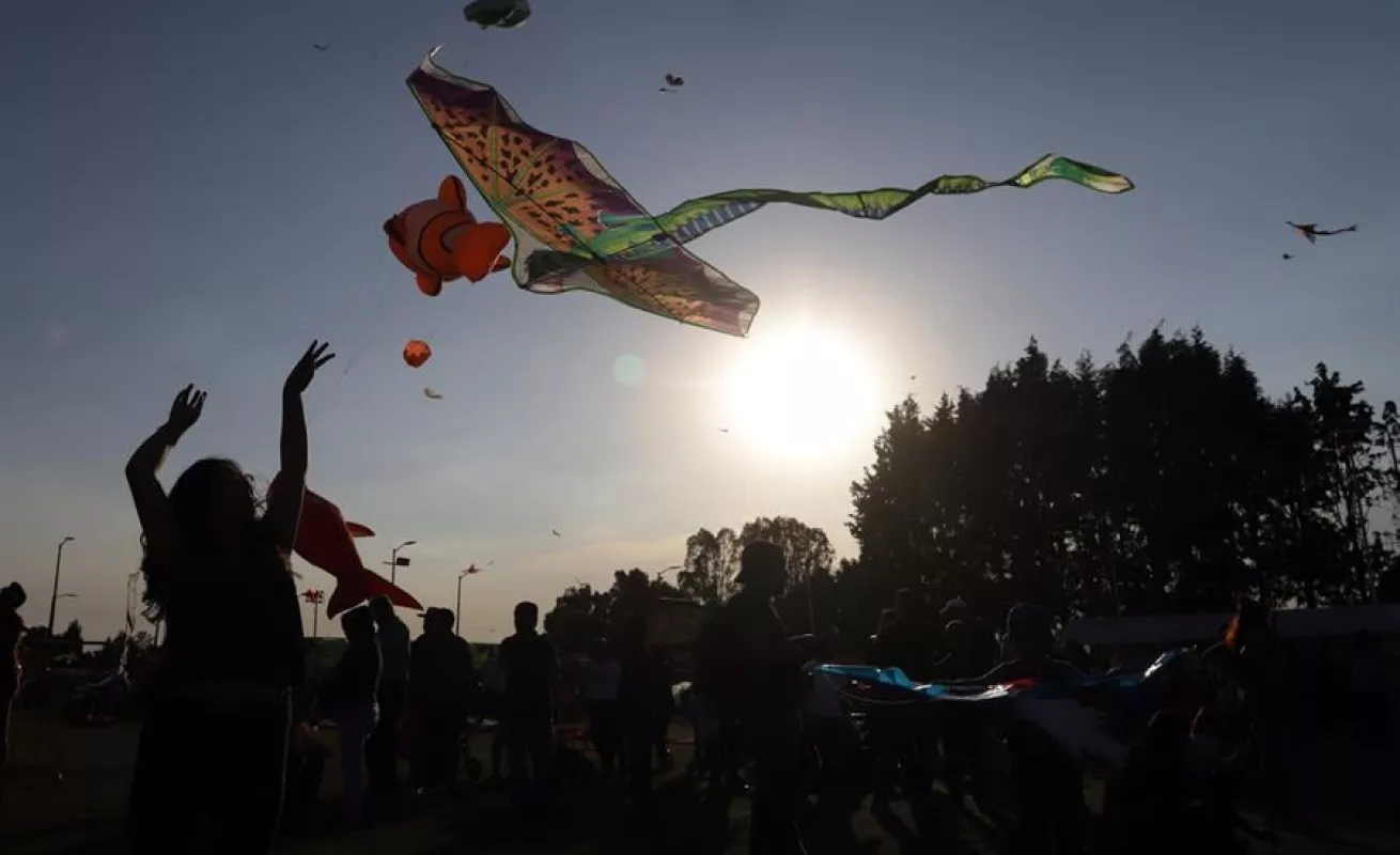 El Festival Internacional del Papalote lleva alegría al cielo mexicano en Puebla
