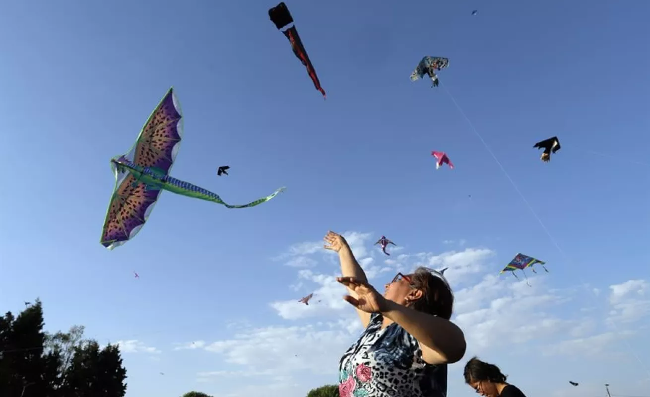 El Festival Internacional del Papalote lleva alegría al cielo mexicano en Puebla