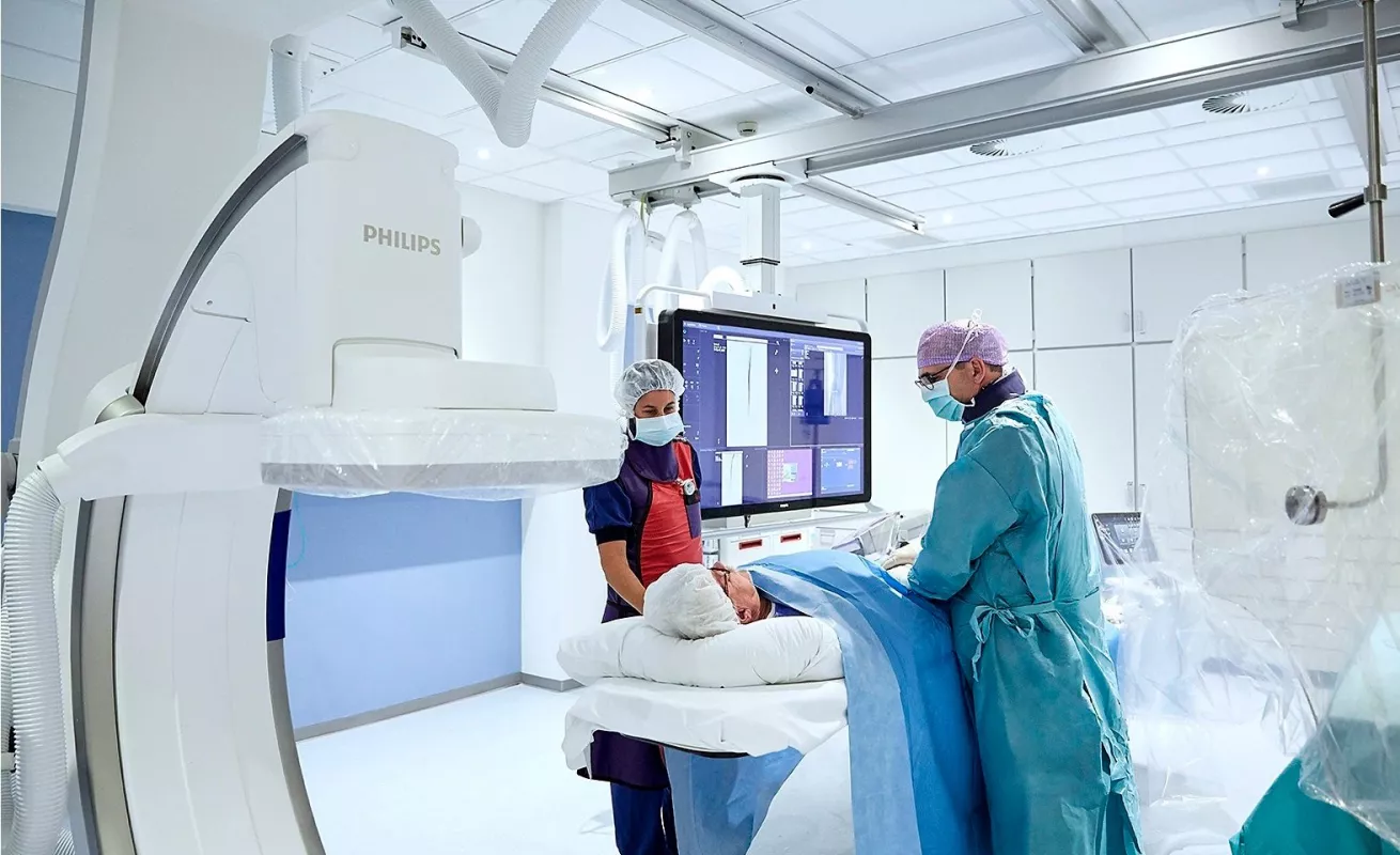 Fusionan gafas con inteligencia artificial y computación en la Nube (Fotos)