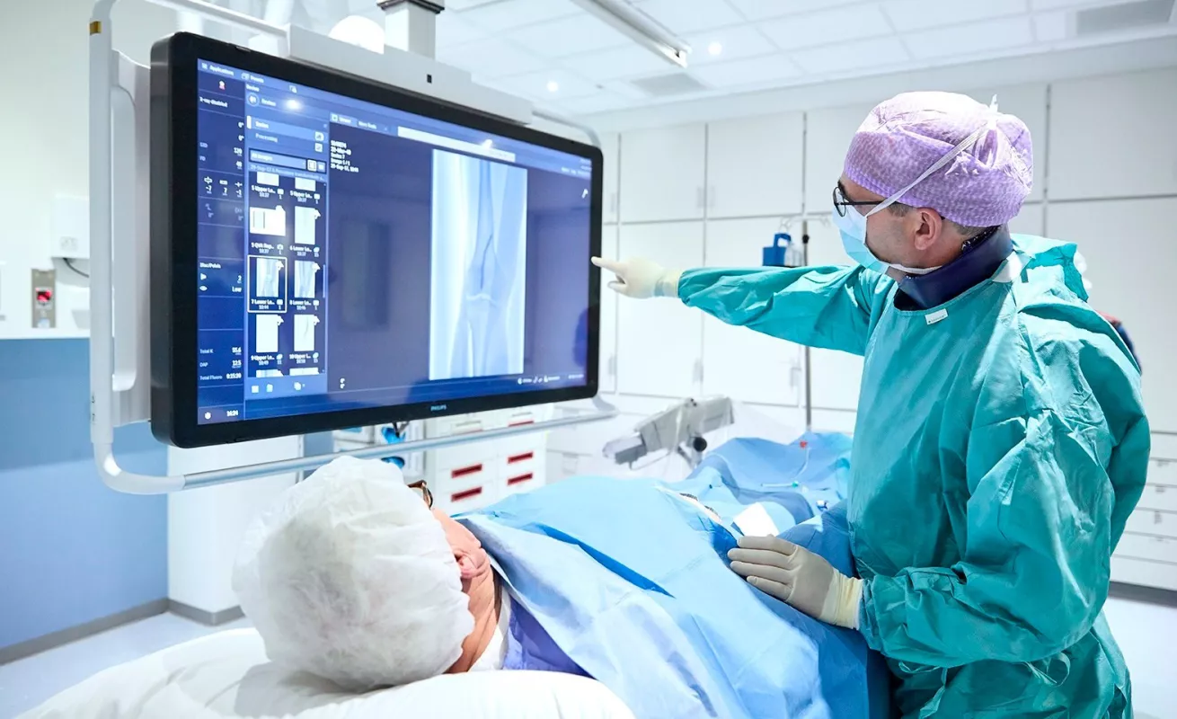 Fusionan gafas con inteligencia artificial y computación en la Nube (Fotos)