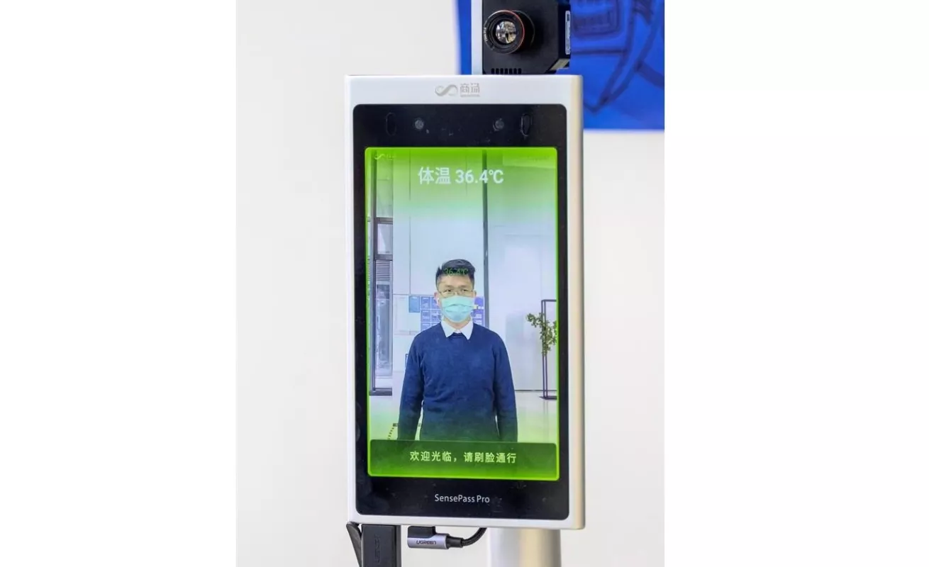 China recurre a la tecnología para contener propagación del Covid-19 (Fotos)