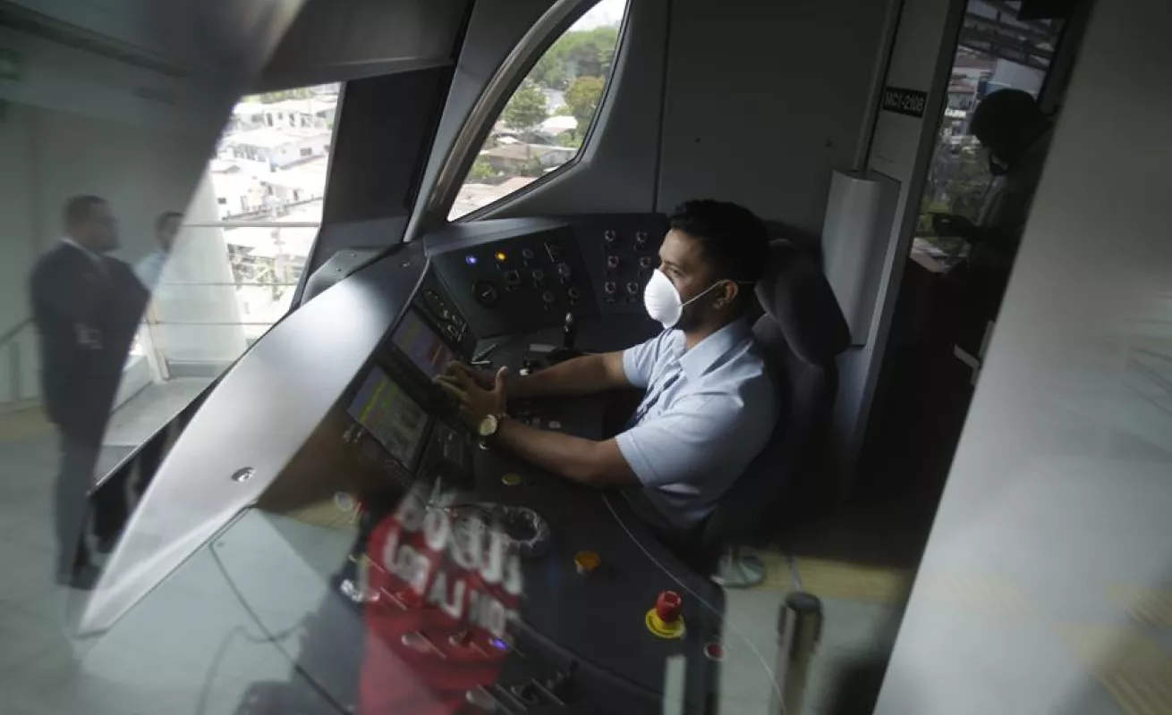 Coronavirus golpea el comercio y obliga a intensificar la prevención (Fotos)