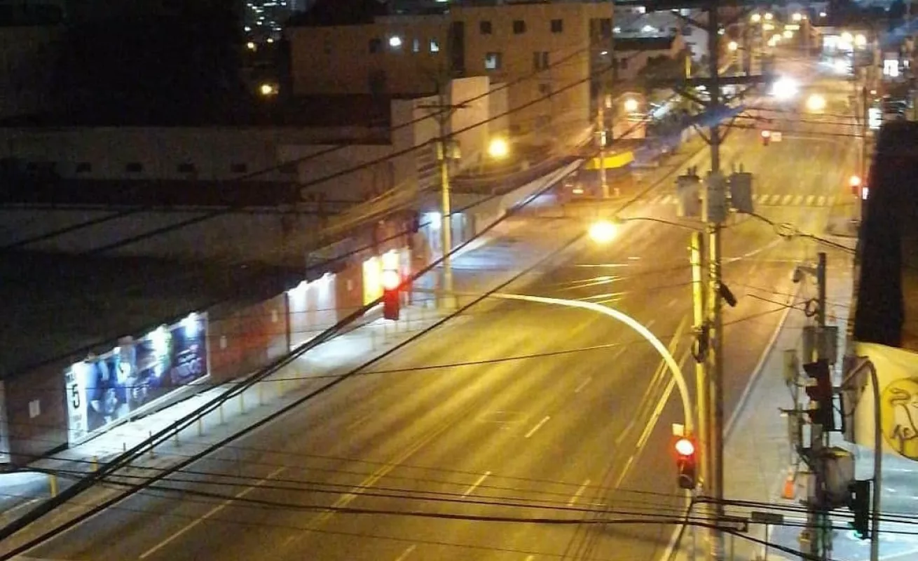 Ciudad de Panamá casi desierta durante el toque de queda