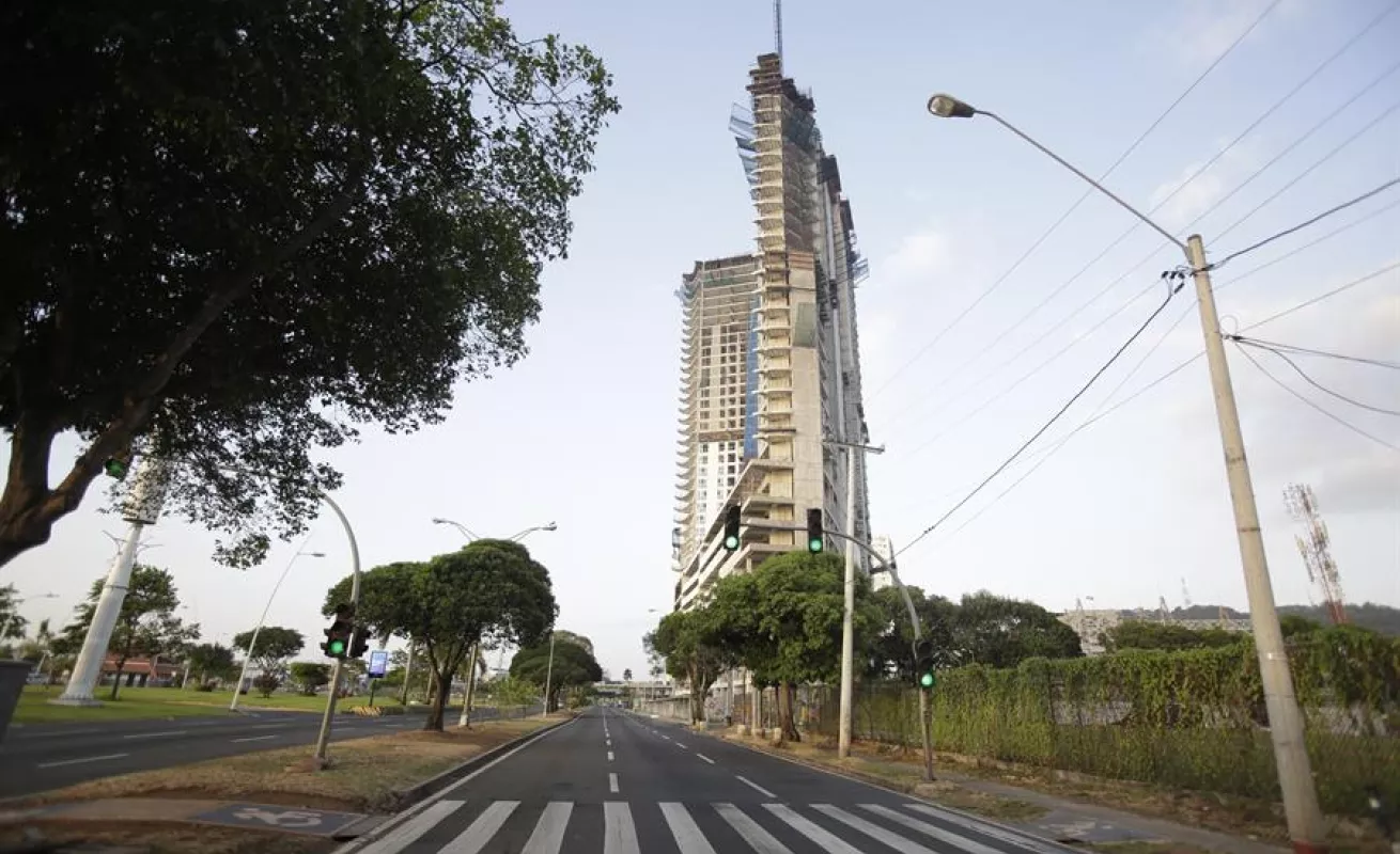 Panameños guardados en primer día de encierro por coronavirus (Fotos)