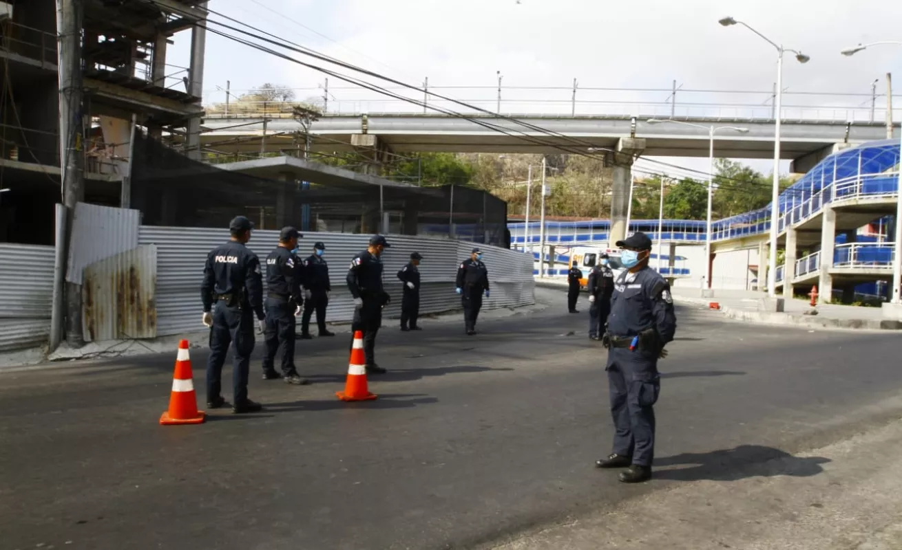 Primer domingo de cuarentena total