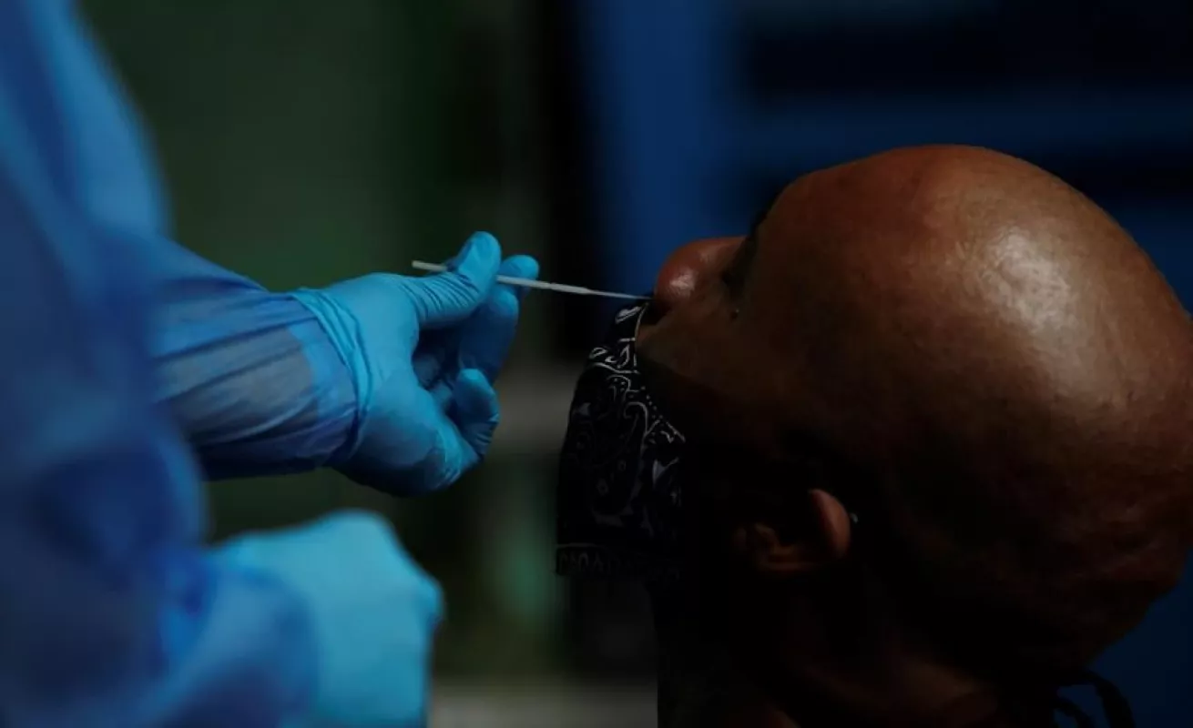  Panamá lucha contra rebrote: busca casa por casa contagios de COVID-19