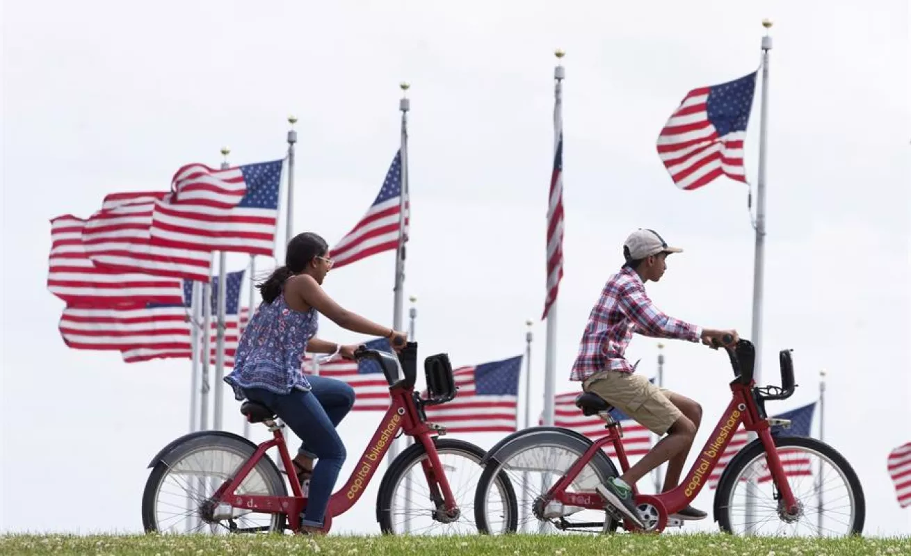 Un día caluroso en Washington D.C. en plena pandemia 