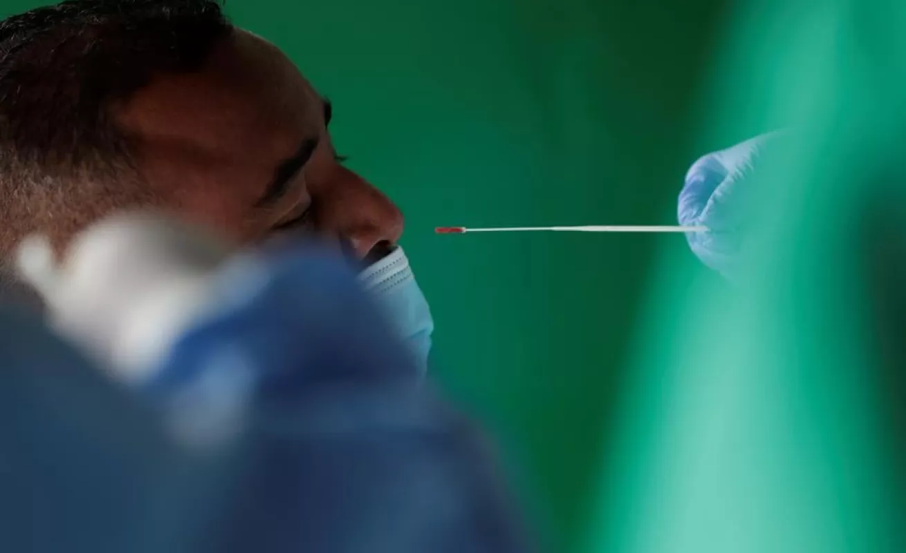  Sociedad médica pide suspender reapertura y volver a encierro duro en Panamá