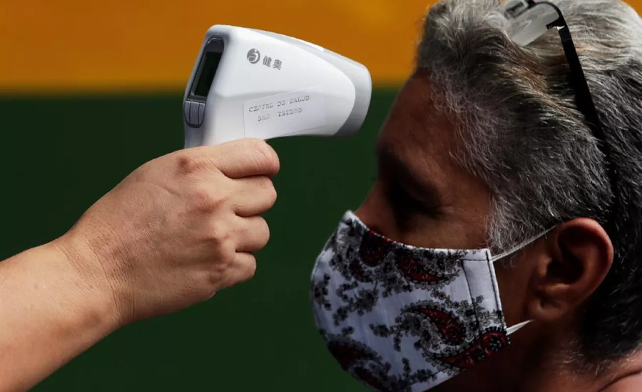  Sociedad médica pide suspender reapertura y volver a encierro duro en Panamá