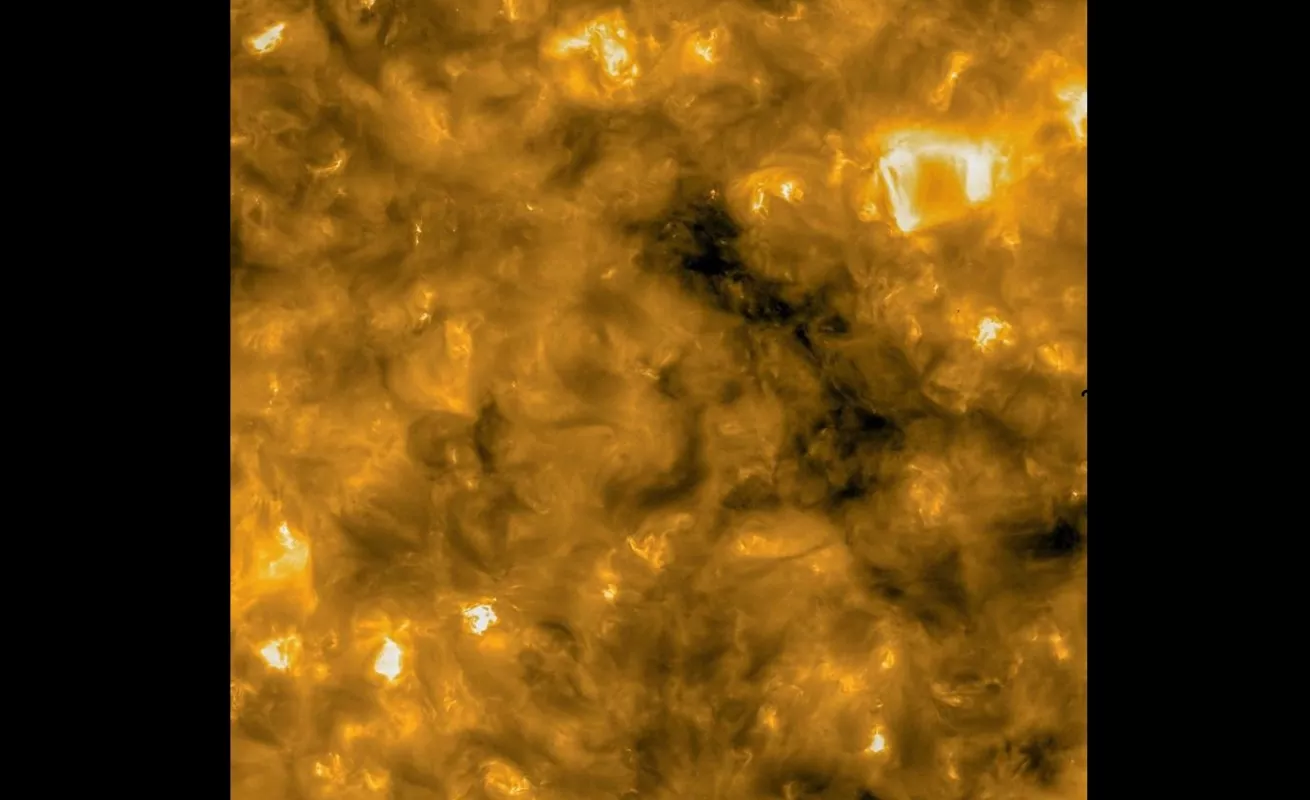 Imágenes más cercanas del Sol muestran minierupciones nunca vistas antes (Fotos)