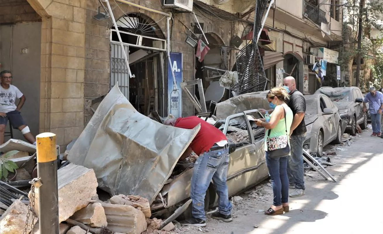 Imágenes de la devastación que dejó la deflagración en Beirut (Fotos)