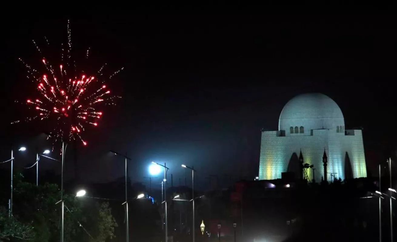 Pakistán celebra su independencia en medio de una pandemia 