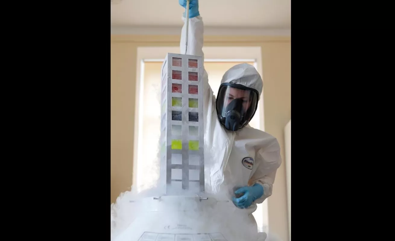 Hechemos vistazo al centro de epidemiología y microbiología ruso en donde se produce la vacuna Sputnik V