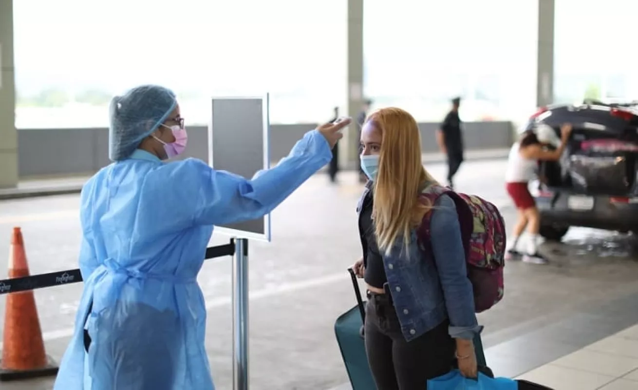 Panamá abre sus fronteras aéreas (Fotos)