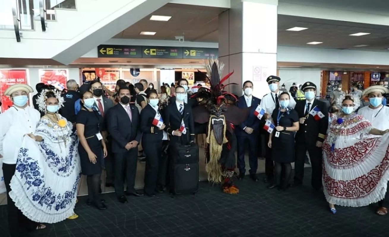 Panamá abre sus fronteras aéreas (Fotos)