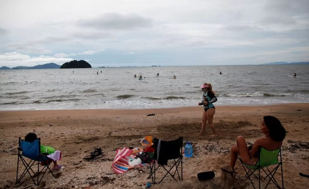 Día de playa y familia, después de 8 meses  