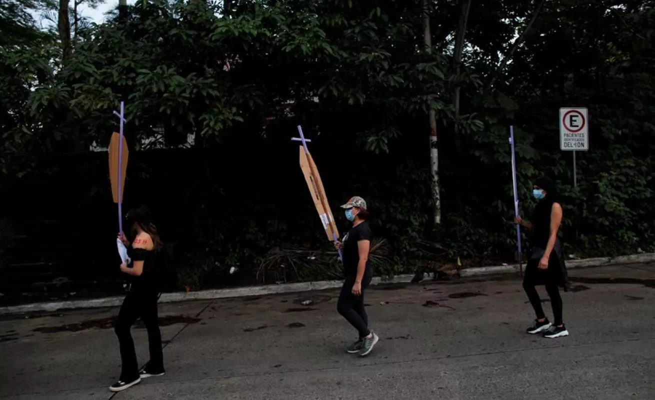 Mujeres denuncian que la justicia no las protege de la violencia en Panamá (Fotos)