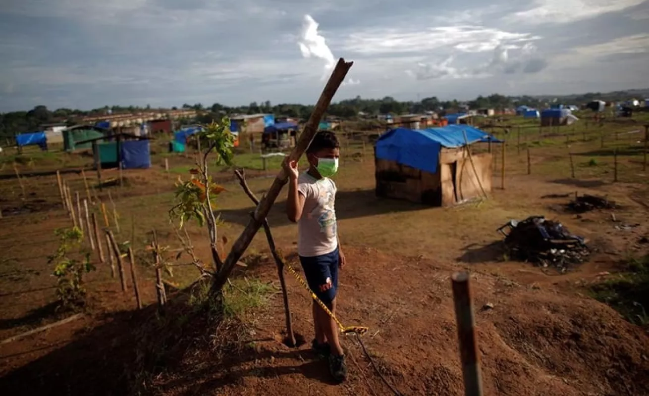 Invasores en Panamá, la "lucha" por tener casa que se agudiza con la pandemia (Fotos)