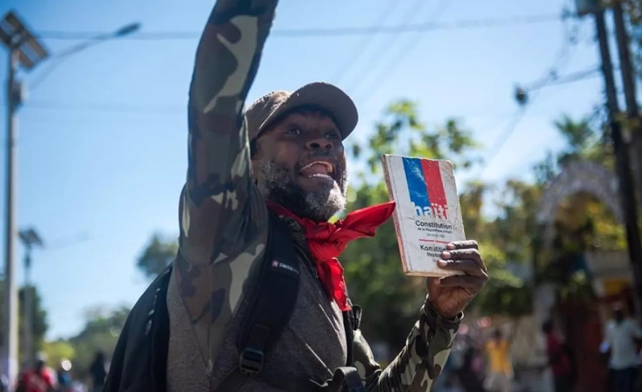 R.Dominicana vigila la frontera con aviones de combate por la crisis en Haití (Fotos)