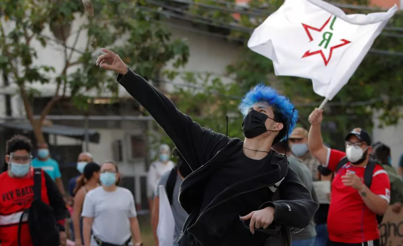 Cabreados por abusos y maltrato a niños 