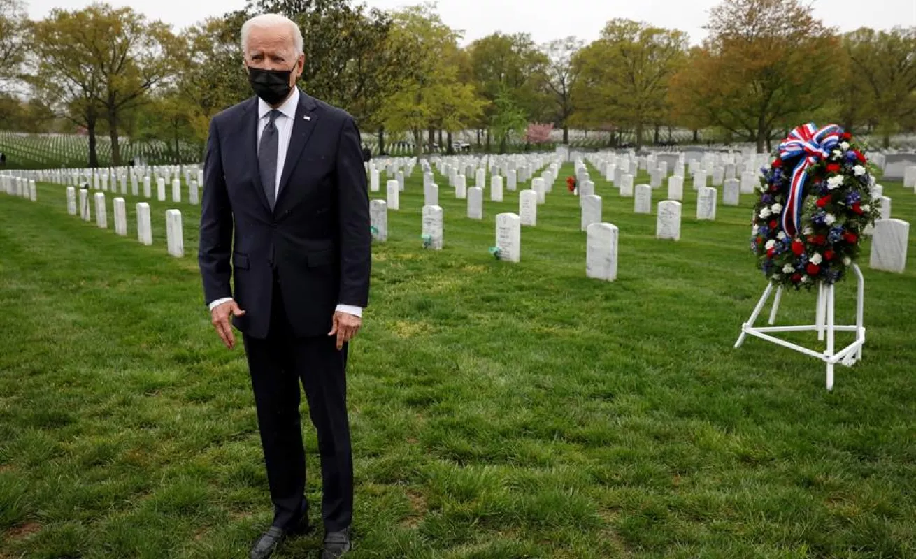 El mundo entre protestas, celebraciones y recuerdos tristes